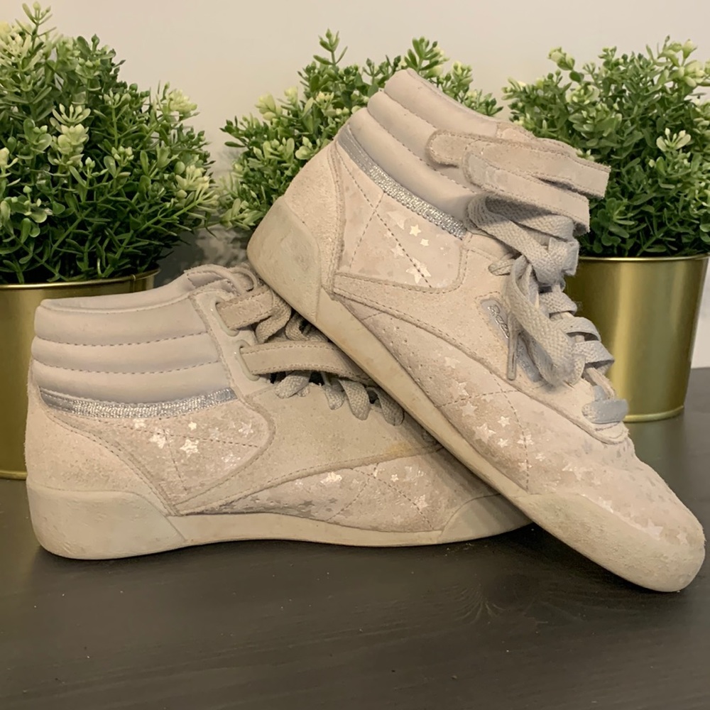 Reebok Silver size 1.5